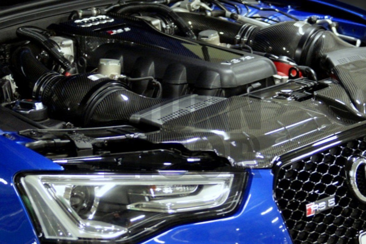 Eventuri Carbon Fiber Slam Panel Cover για Audi RS5 B8 Eventuri Carbon Fiber Slam Panel Cover για Audi RS5 B8