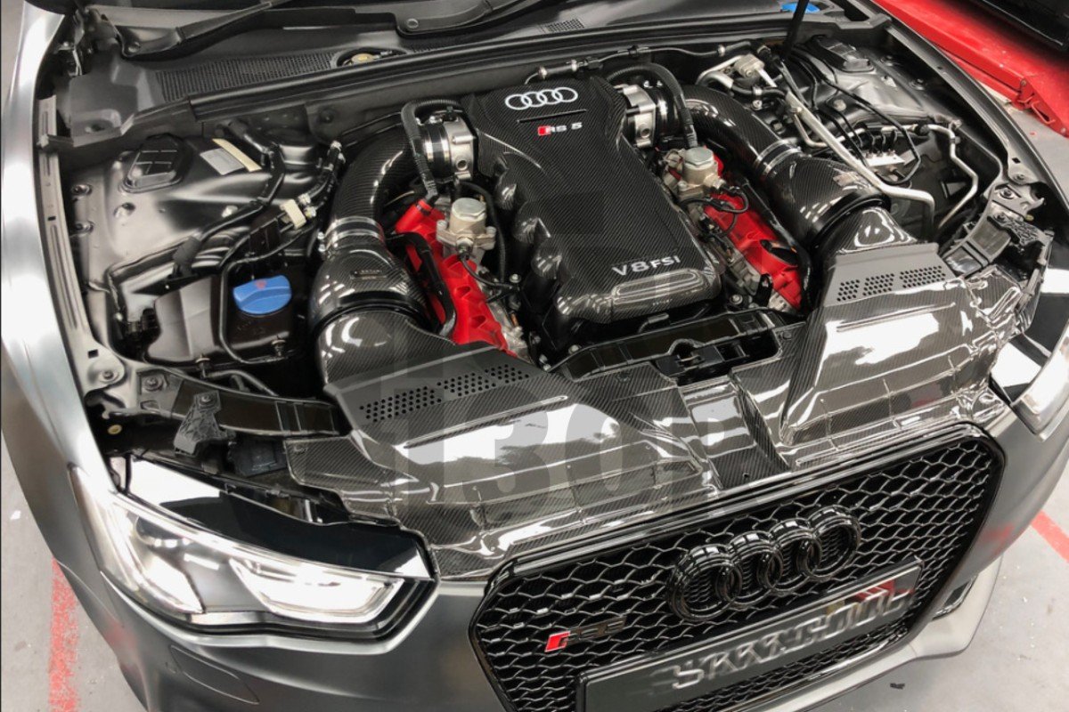 Eventuri Carbon Fiber Slam Panel Cover για Audi RS5 B8 Eventuri Carbon Fiber Slam Panel Cover για Audi RS5 B8