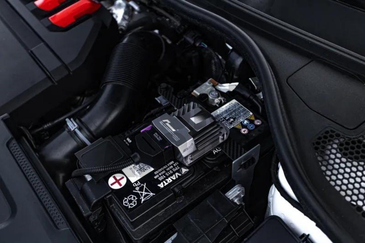 Μονάδα ελέγχου ισχύος OEM+ Racingline Golf 8 GTI / Octavia Nx VRs Μονάδα ελέγχου ισχύος OEM+ Racingline Golf 8 GTI / Octavia Nx VRs